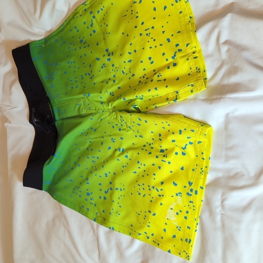 Bob Marlin Gear board shorts and Hoodie(NWT) sz. M